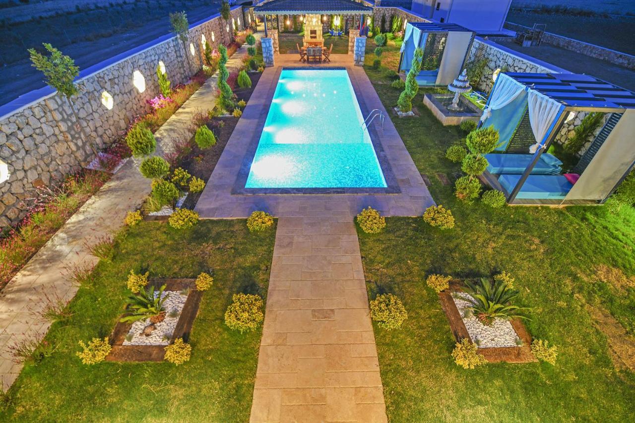 Farm Villa