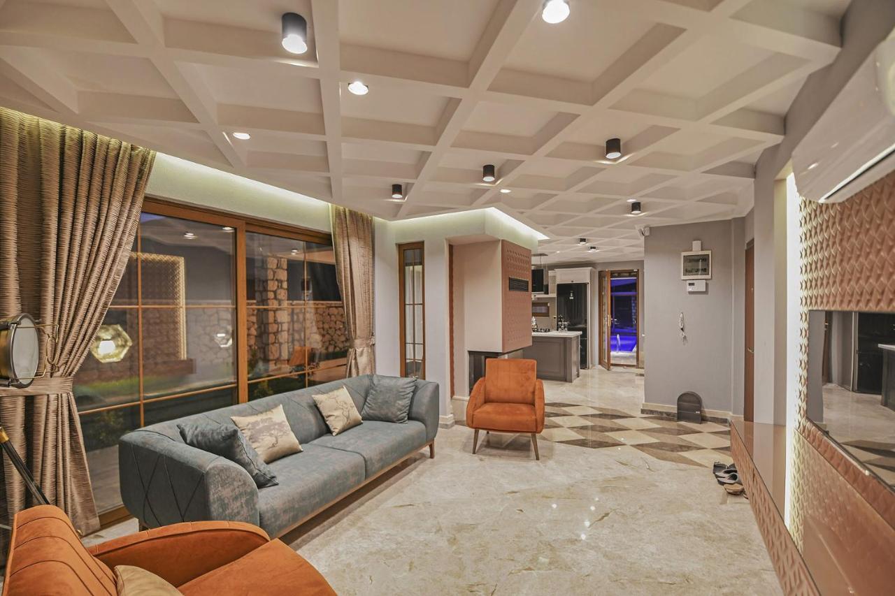 Farm Villa