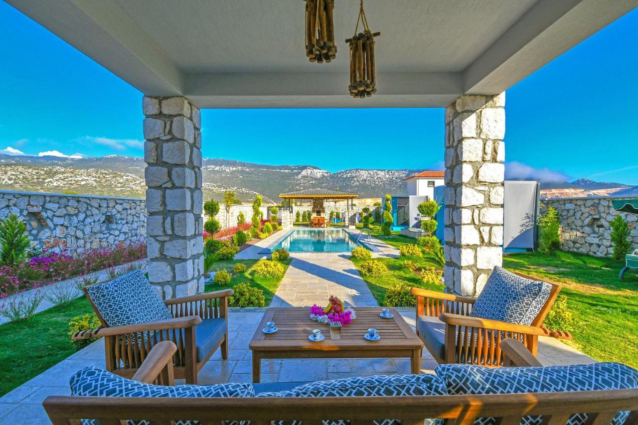 Farm Villa *