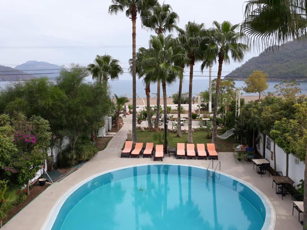 Hotel On