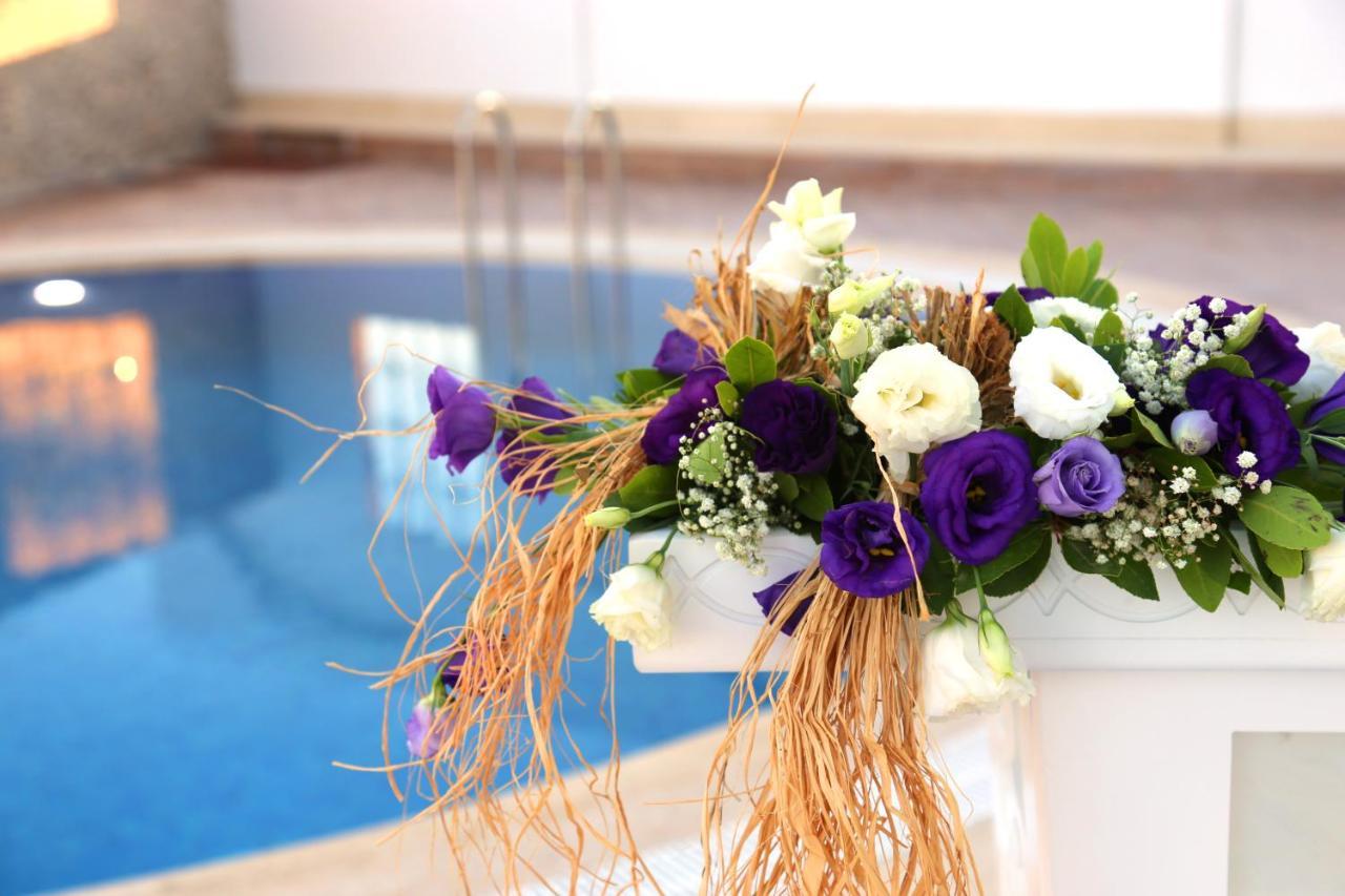 Hotel Aymira &