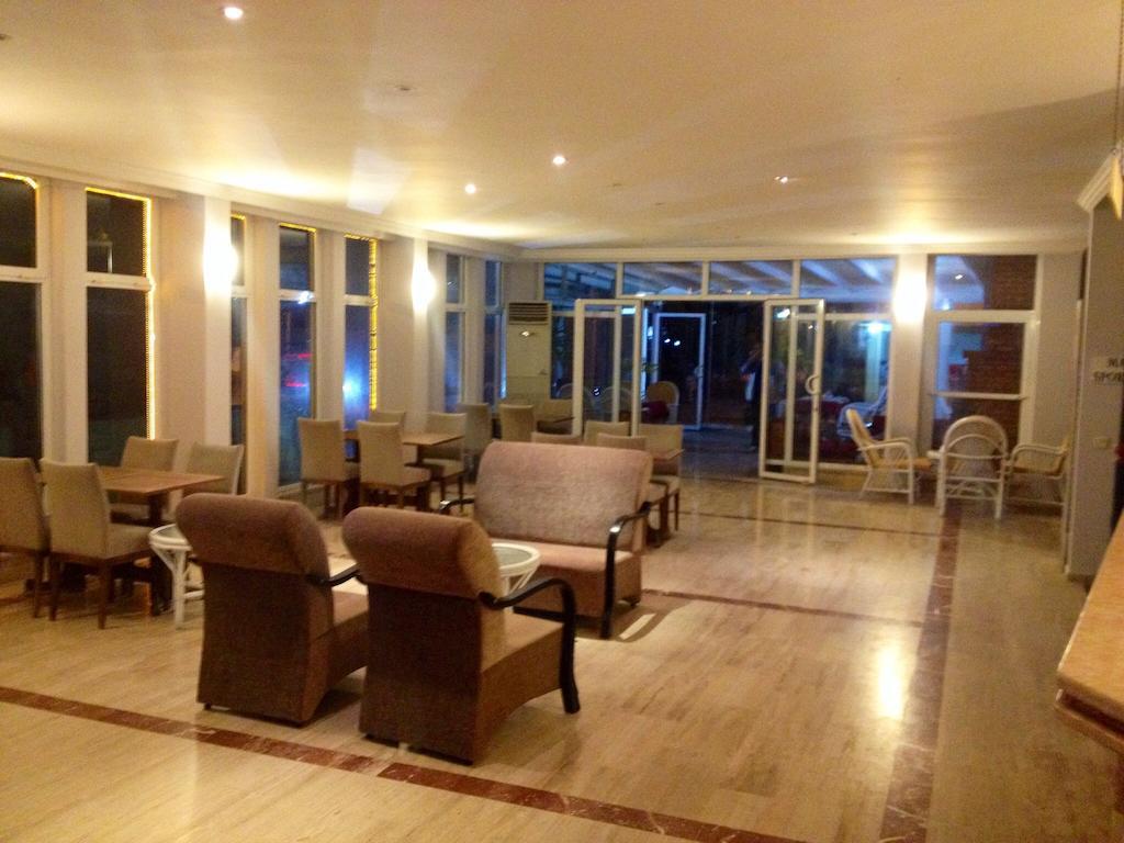 Hotel Royal