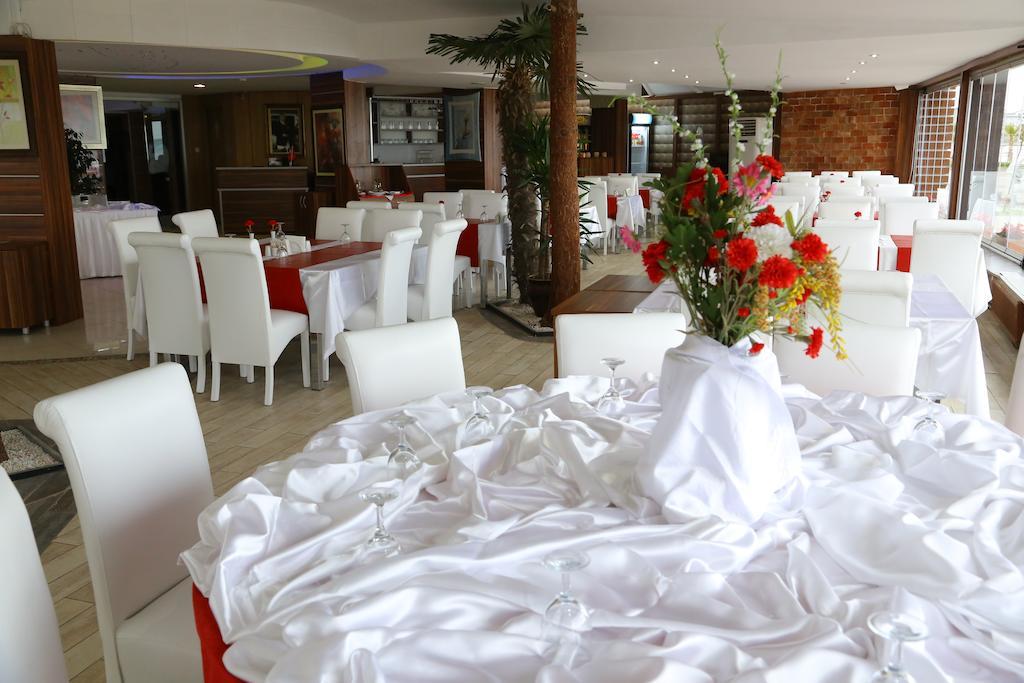 Hotel Tuana 2*