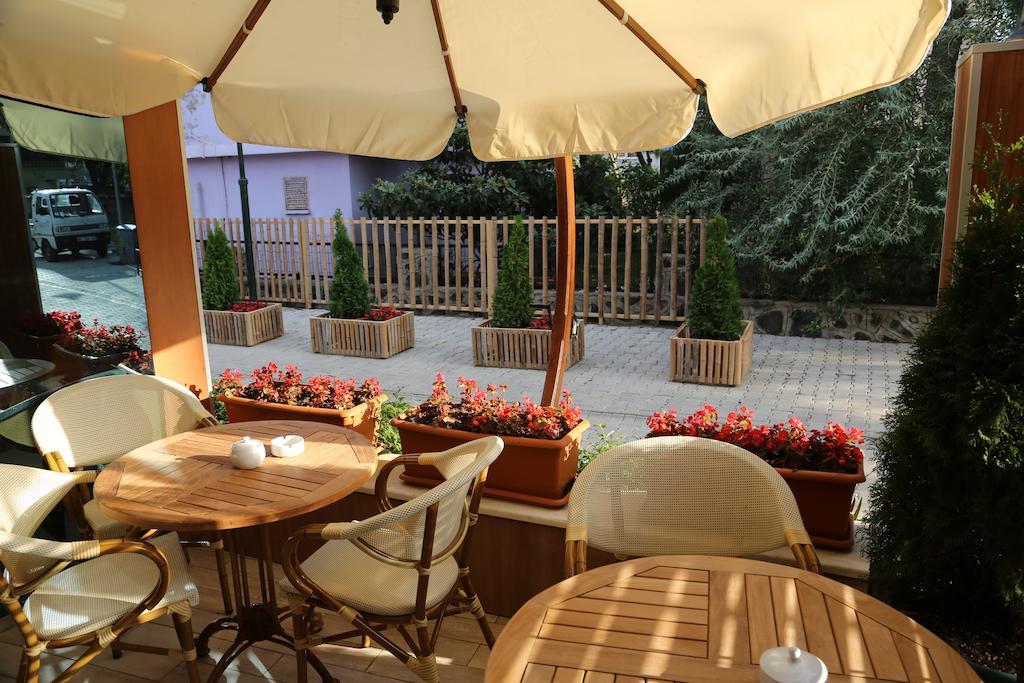 Hotel Tuana 2*