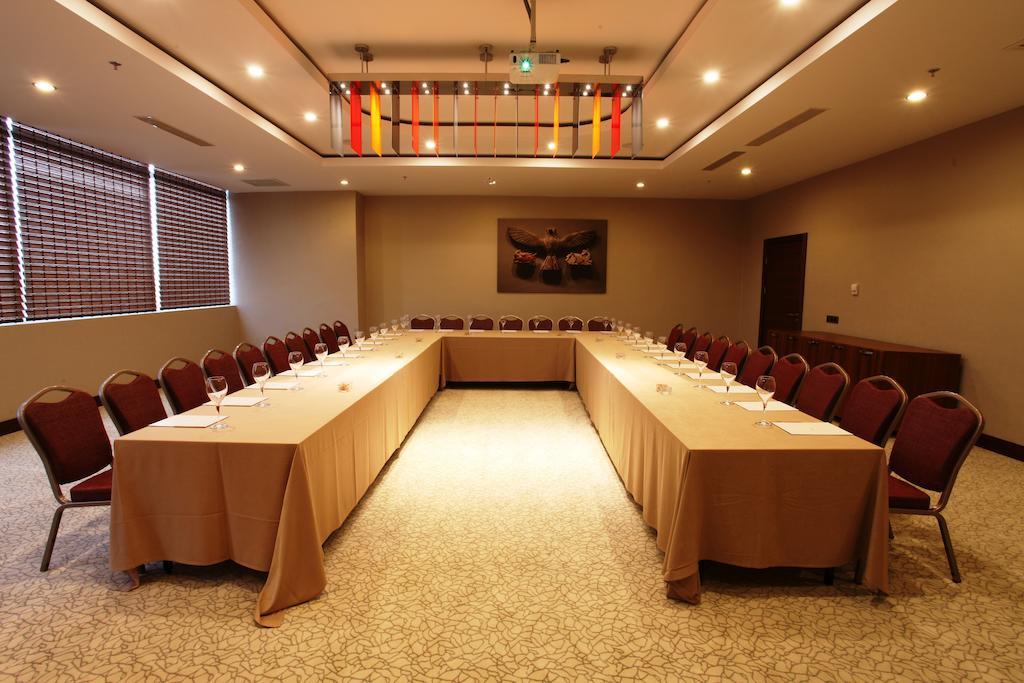 Hotel Nevali & Convention Center Sanliurfa