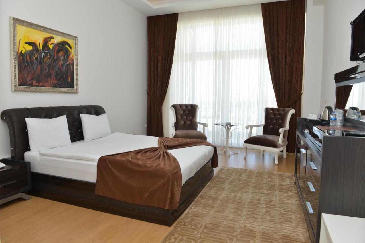 Hotel Mourouj Gloria White Palace &