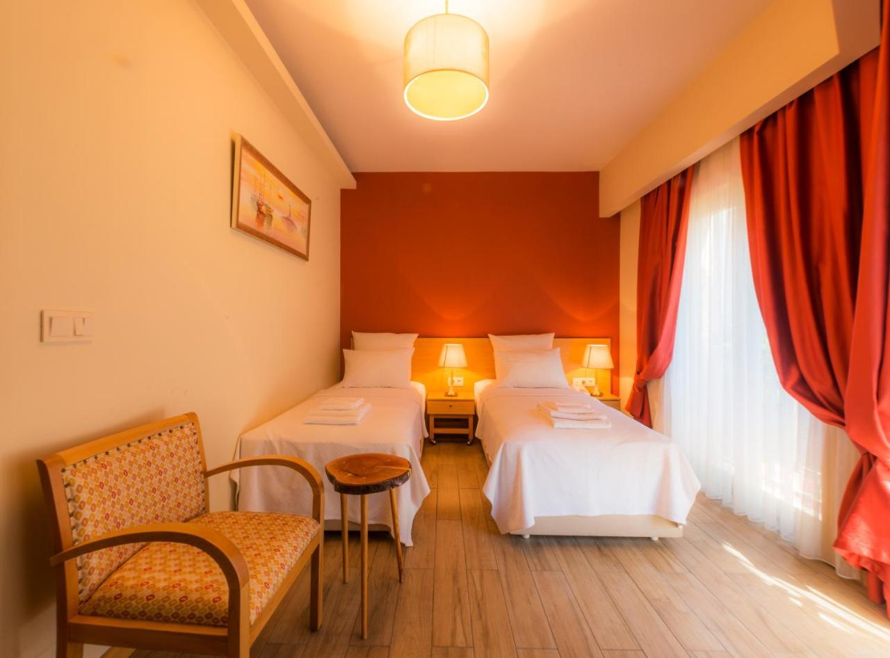 Esida Hotel 3*