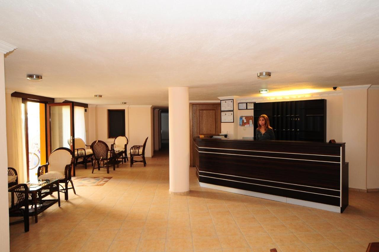 Lemon Tree Aparthotel 2*