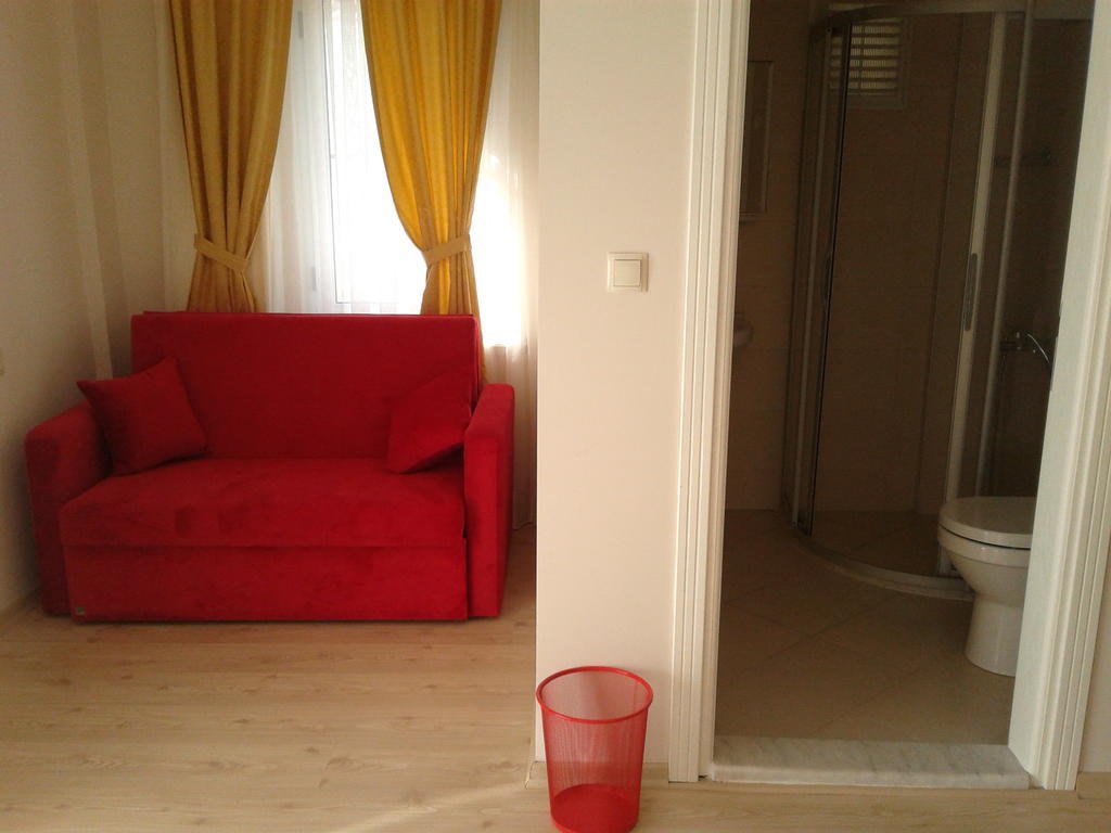 Melaike 3*