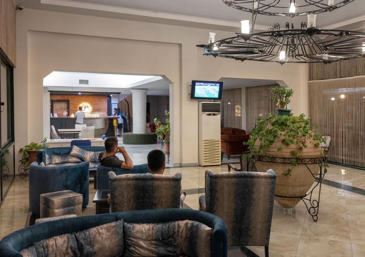Hotel Eden Gardens 4*