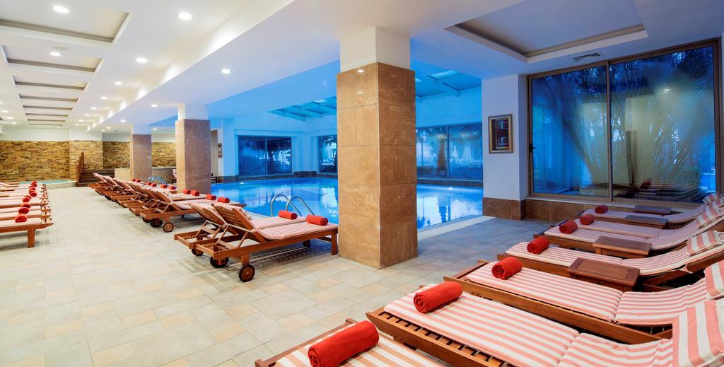 Alba Queen Resort 5*