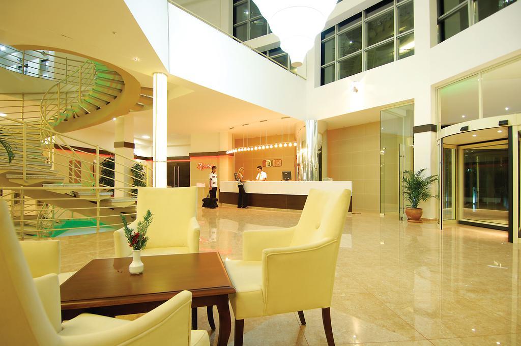 Resort Lycus Okurcalar