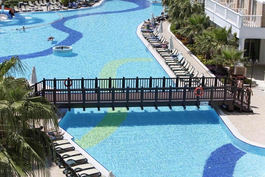 Resort Alba Queen 5*