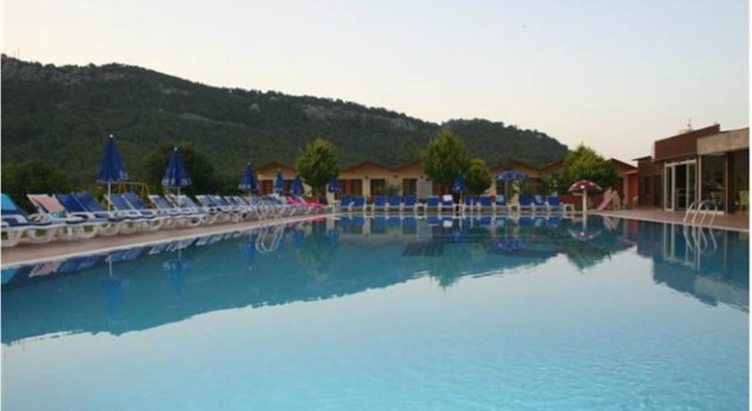 Resort Larissa Blue