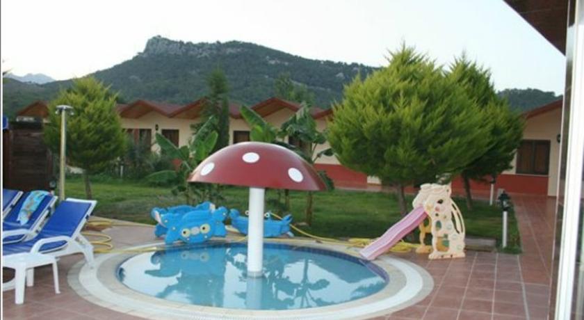 Resort Larissa Blue 3*