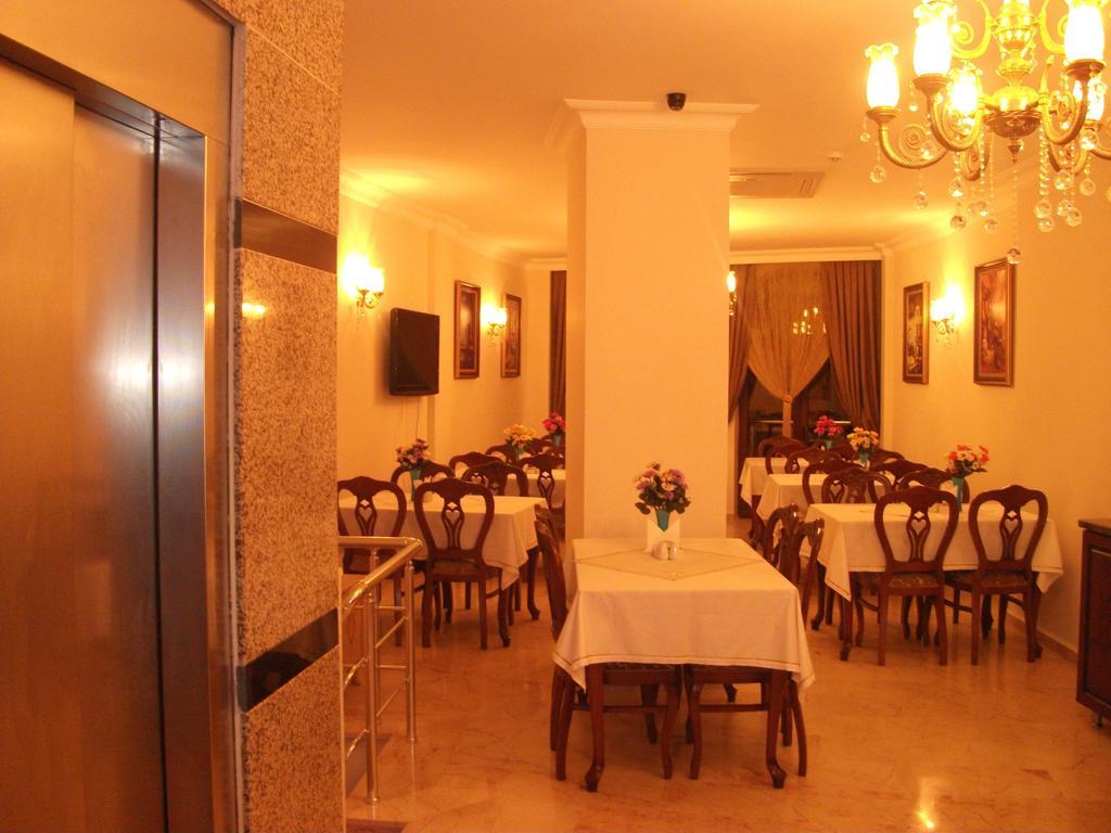 Sultan Palace 3*