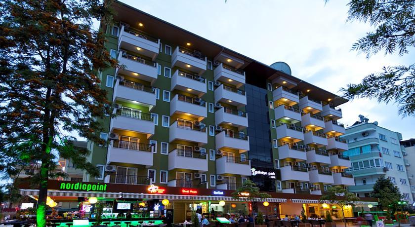 Aparthotel Royalisa