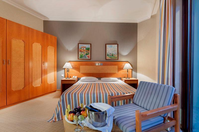 Hotel Alara Park
