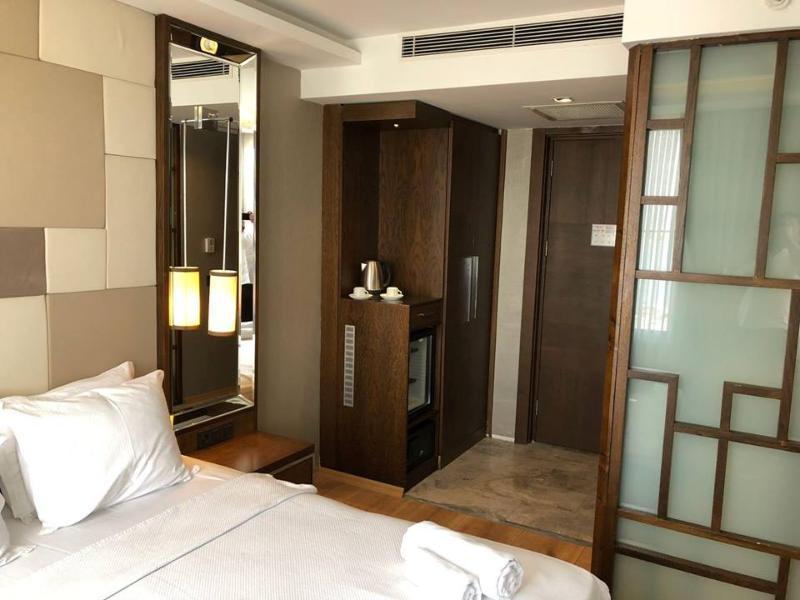 The Biancho Pera Hotel 4*