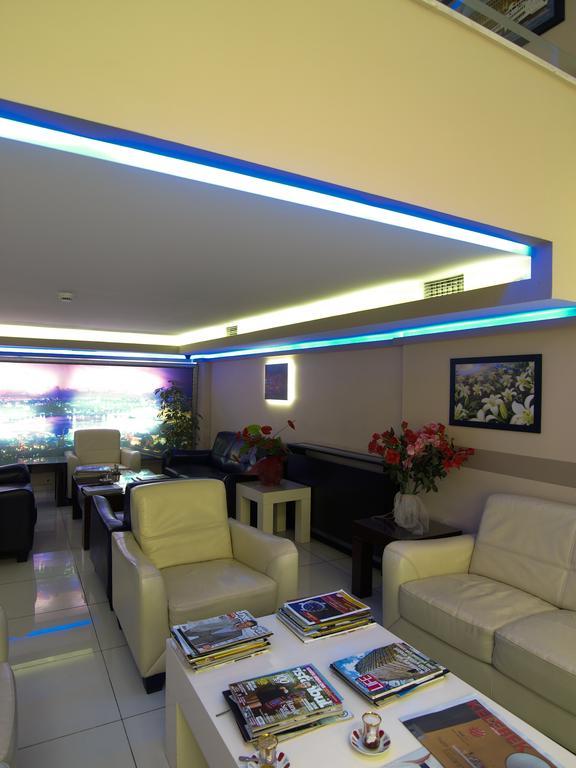 Timya Hotel 2*