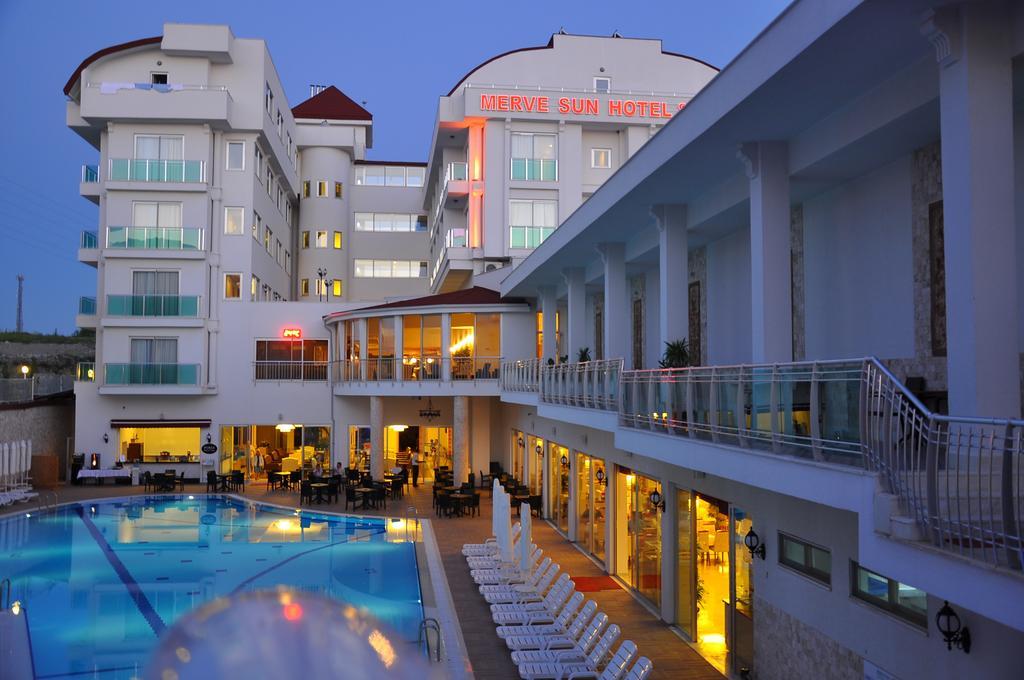 Hotel Merve Sun & 4*