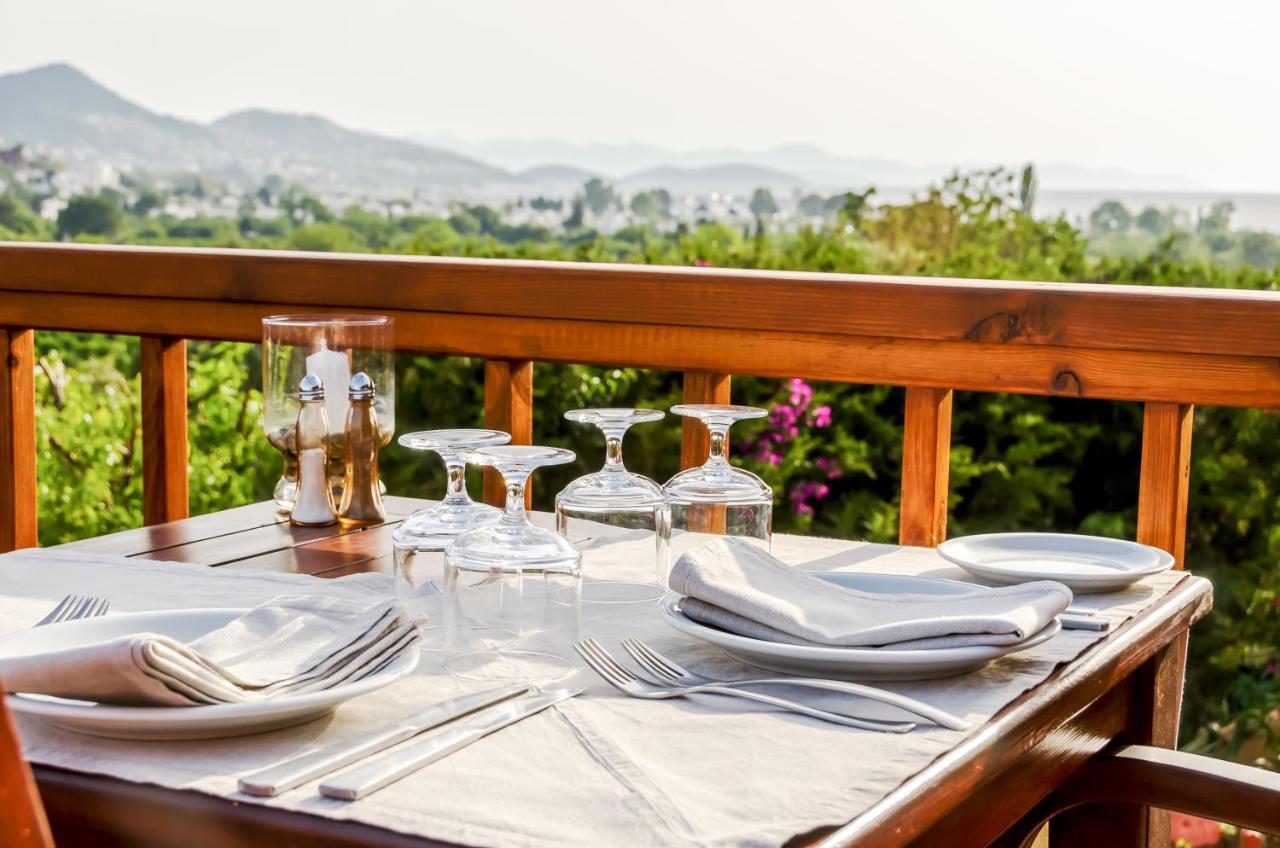 4reasons + Bistro | 12+ 4* Yalikavak