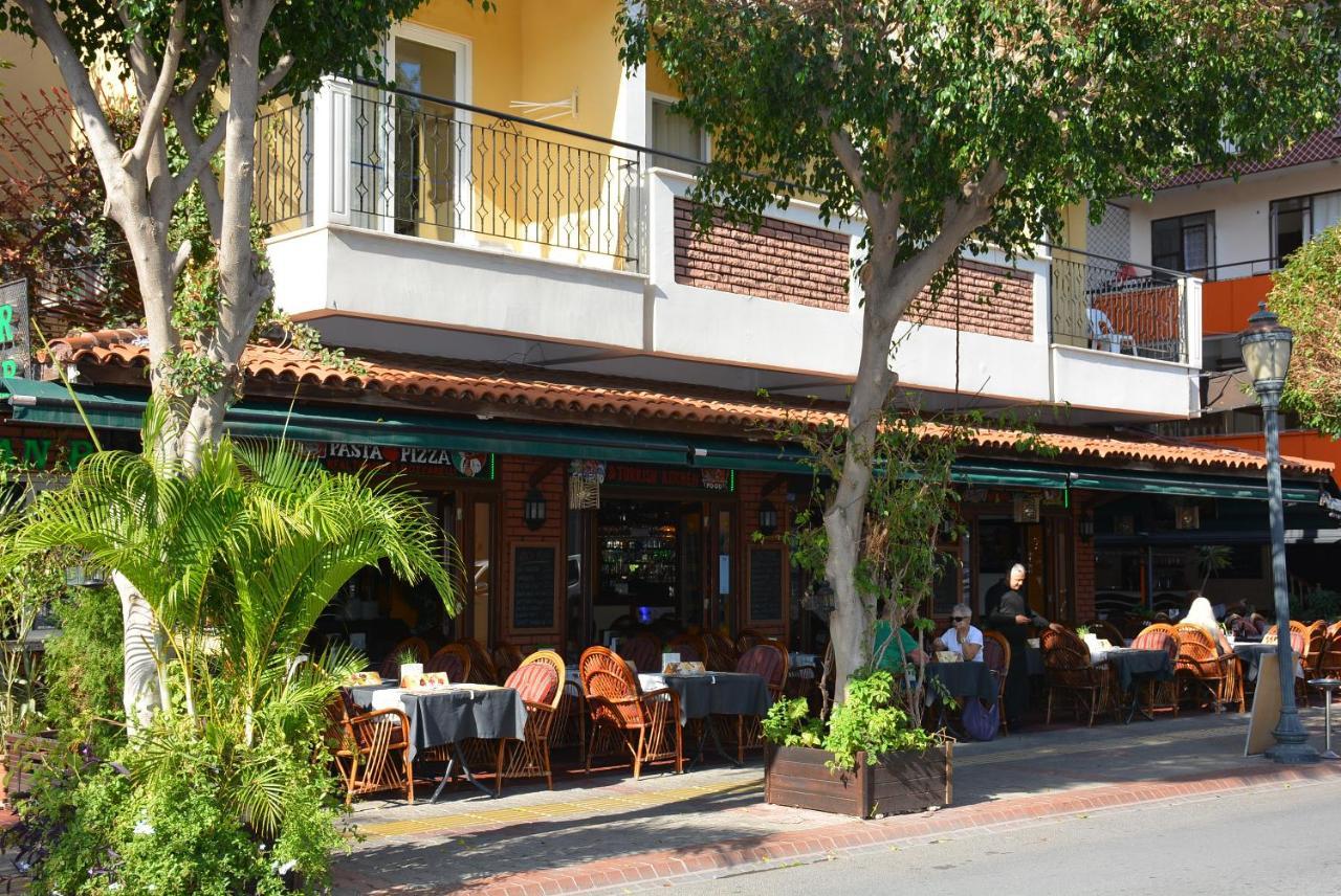 Hotel Kleopatra 3*