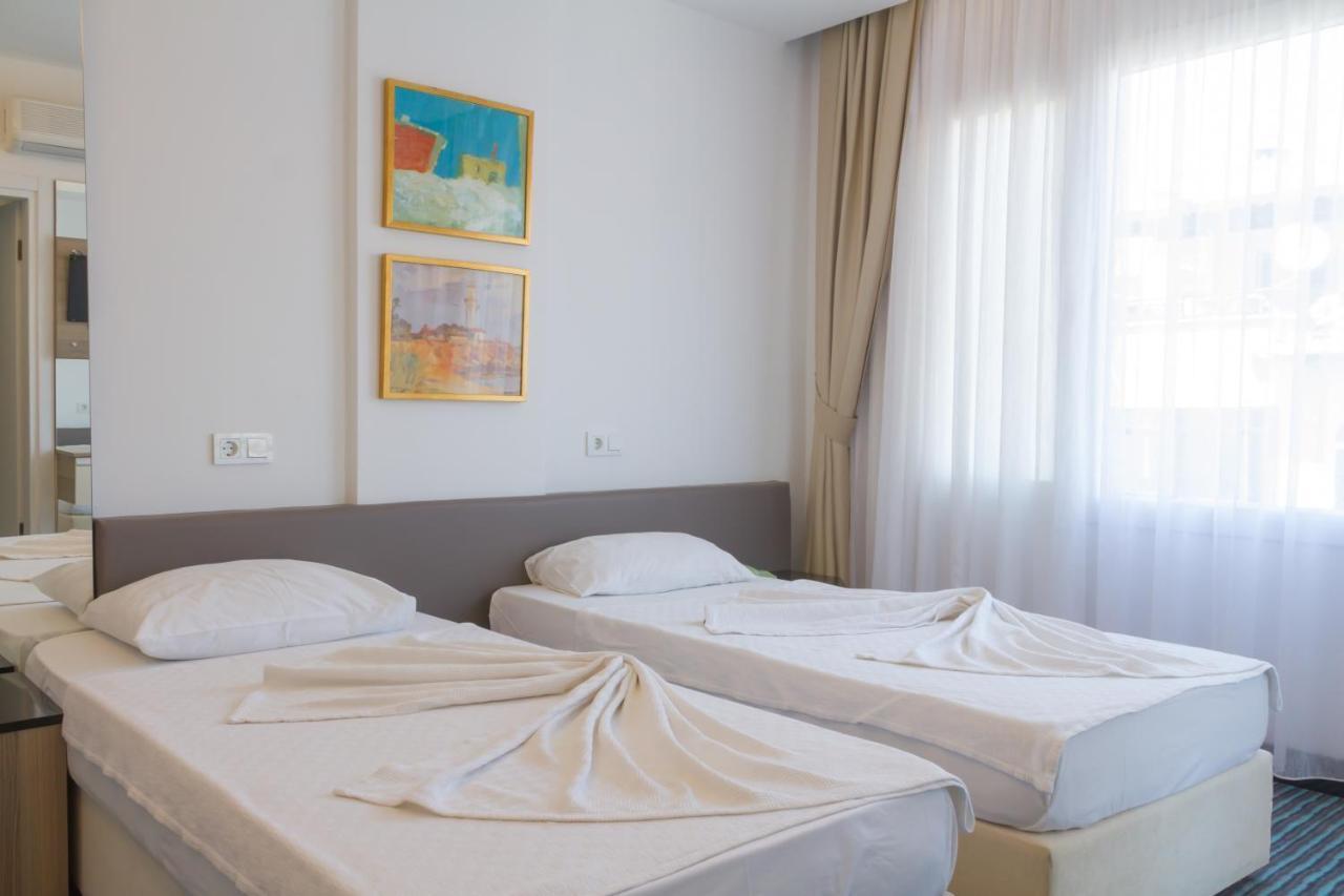 Hotel Amphora 3*