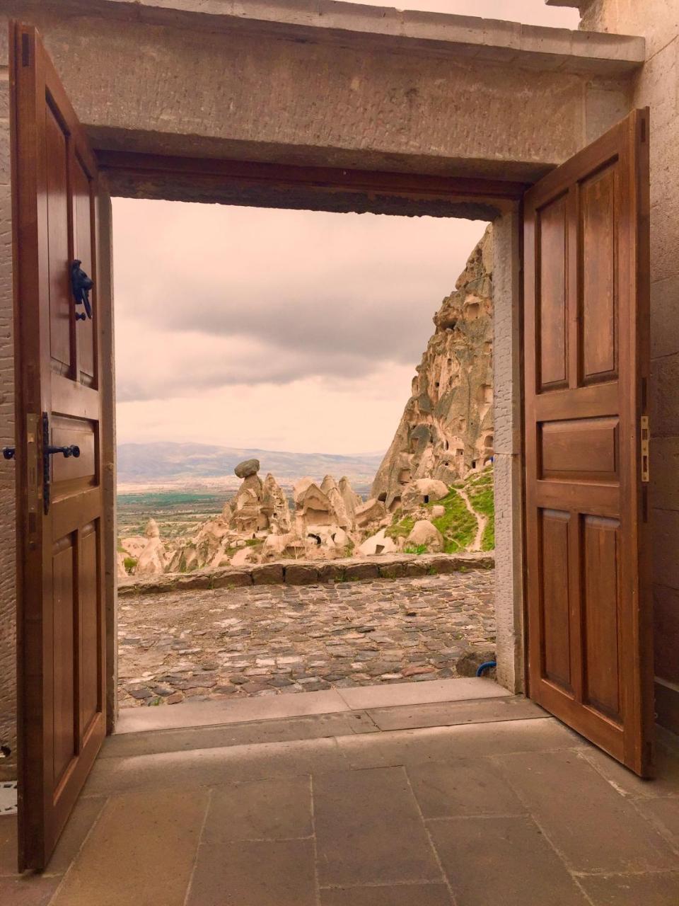Hotel Caldera Cave & Restaurant