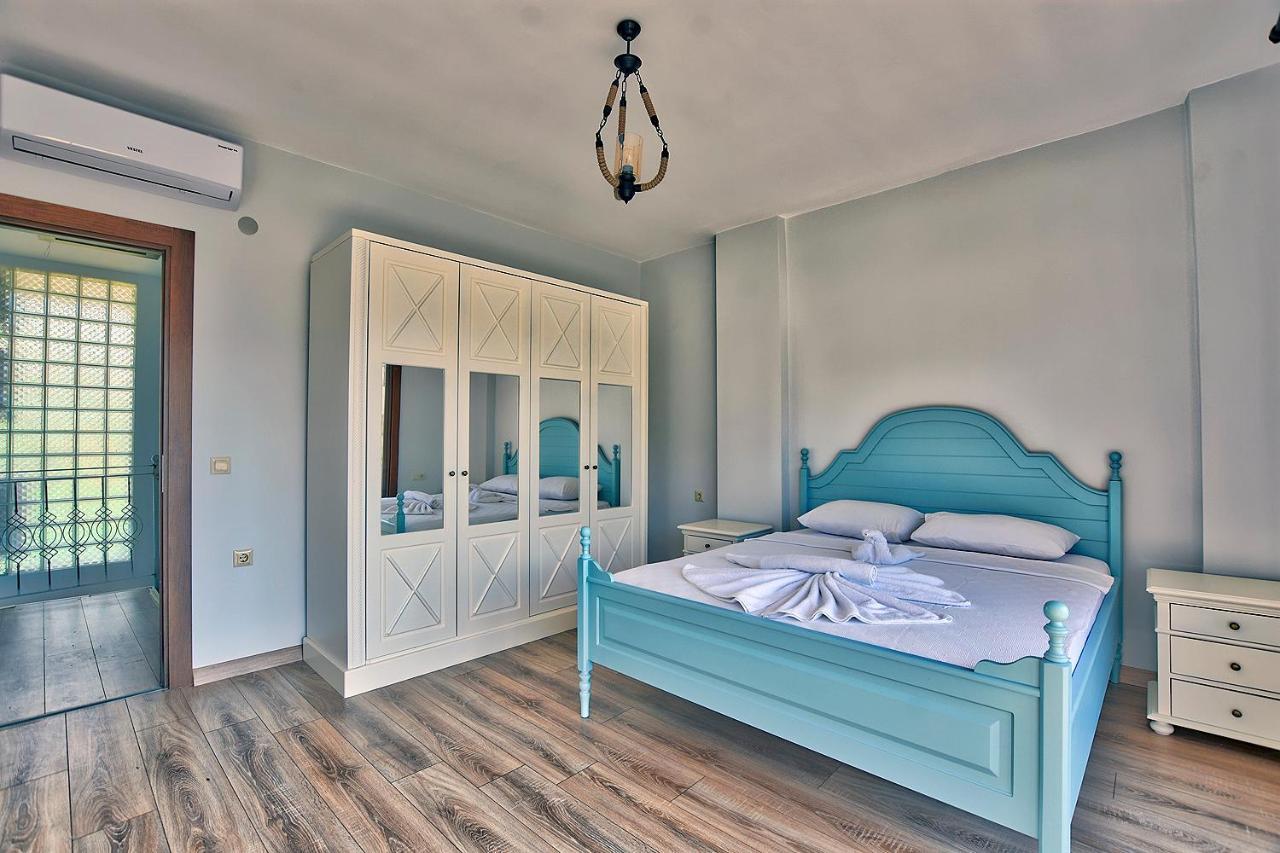 Villa Vintage Villas *