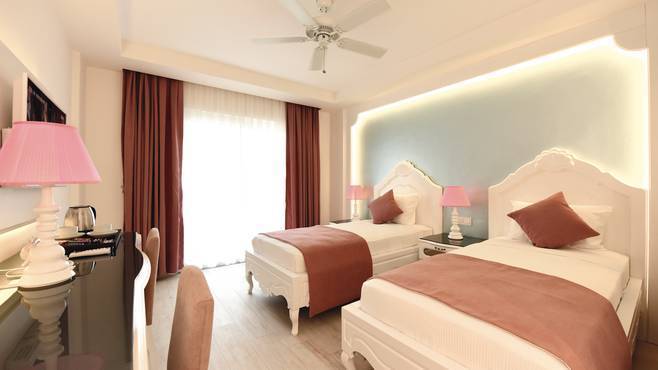Hotel Montebello Deluxe Oludeniz