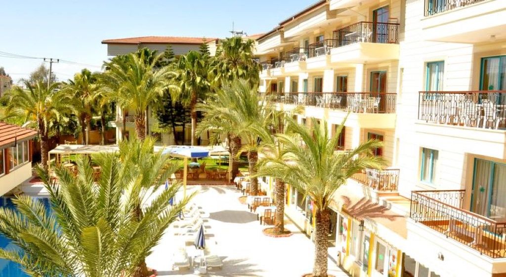 Hotel Cinar Family Suite Hotel Side