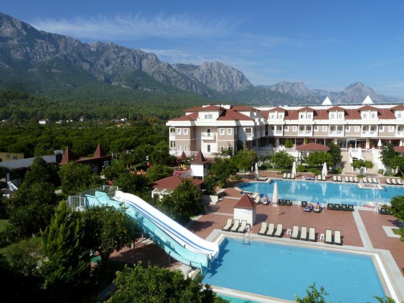 Resort Garden Bergamot Kemer