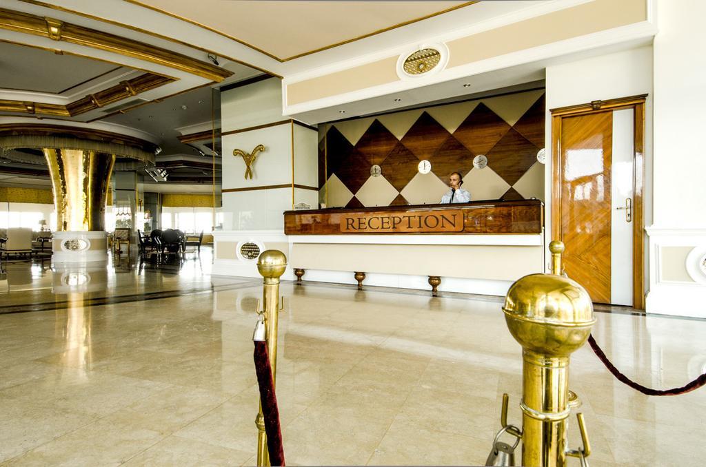 Lamos & Convention Center Hotel 5*