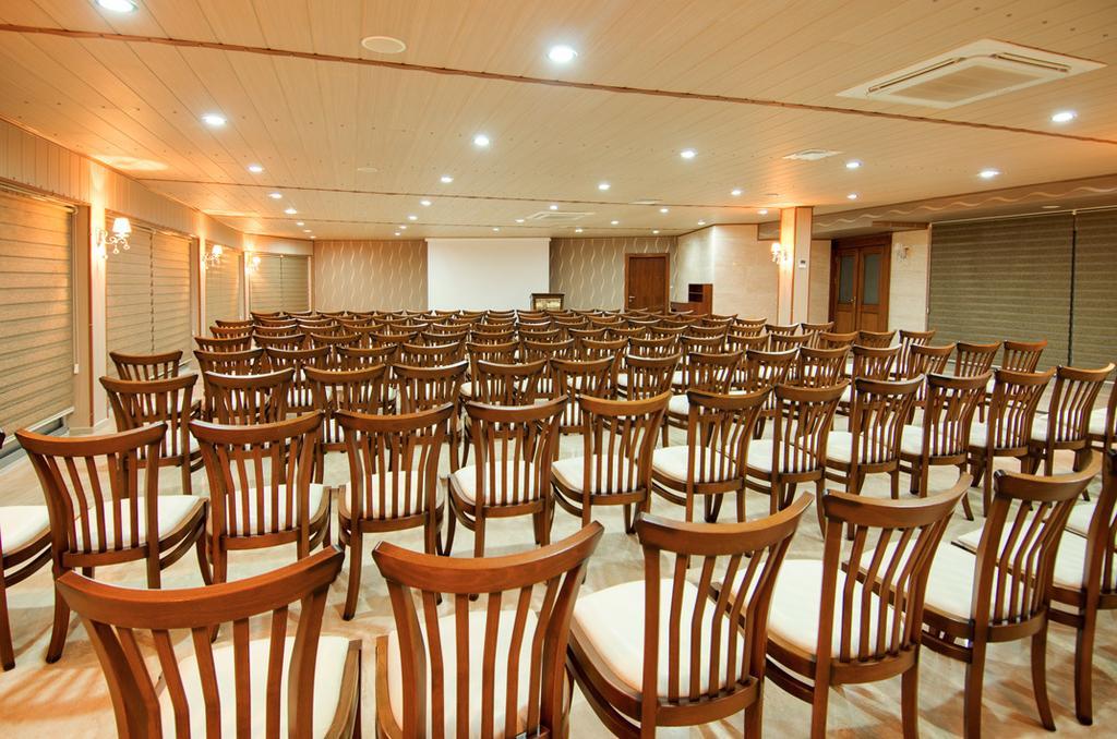 Lamos & Convention Center Hotel Kumkuyu