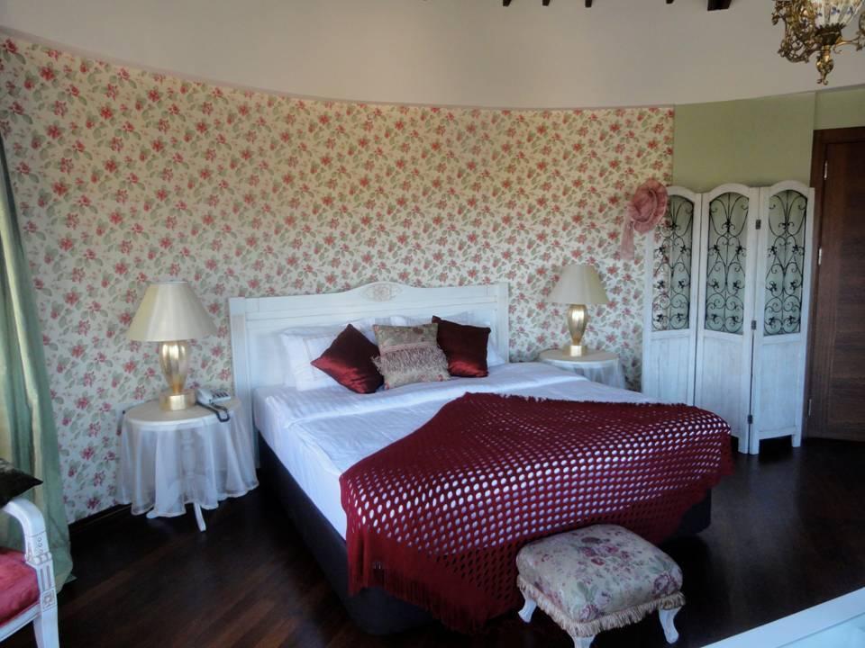Country house Konvoy & The Country Club