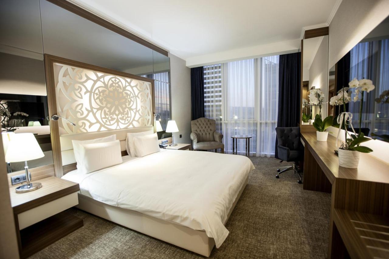 Downtown Hotel 5*
