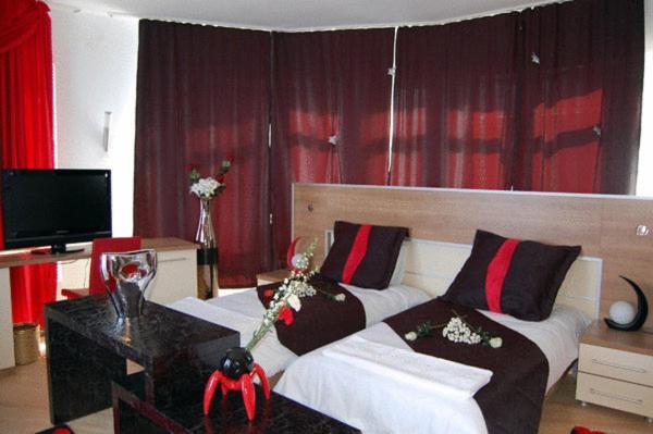 Hotel Tuana 2*