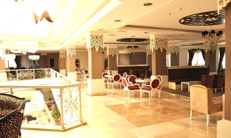 Serenis Hotel