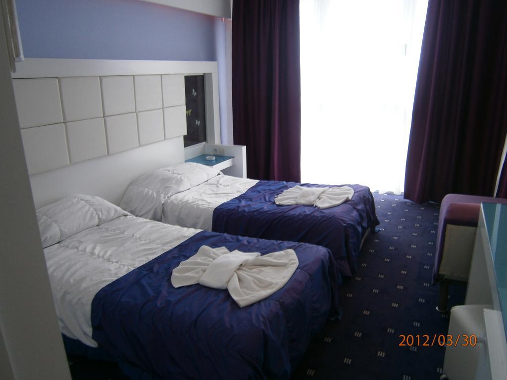 Perla Mare Hotel 3*