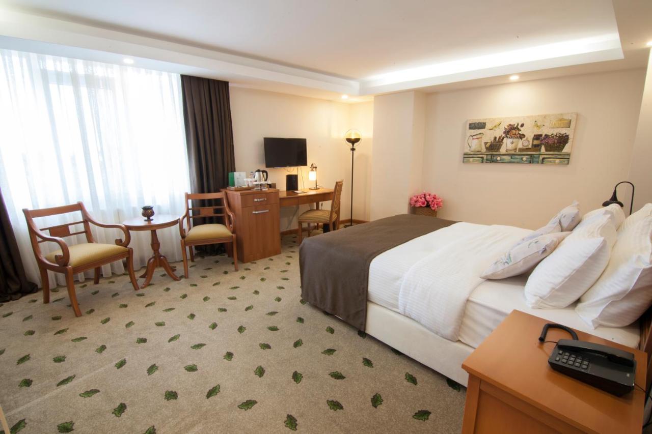 Hotel Tuzla Garden & 4*
