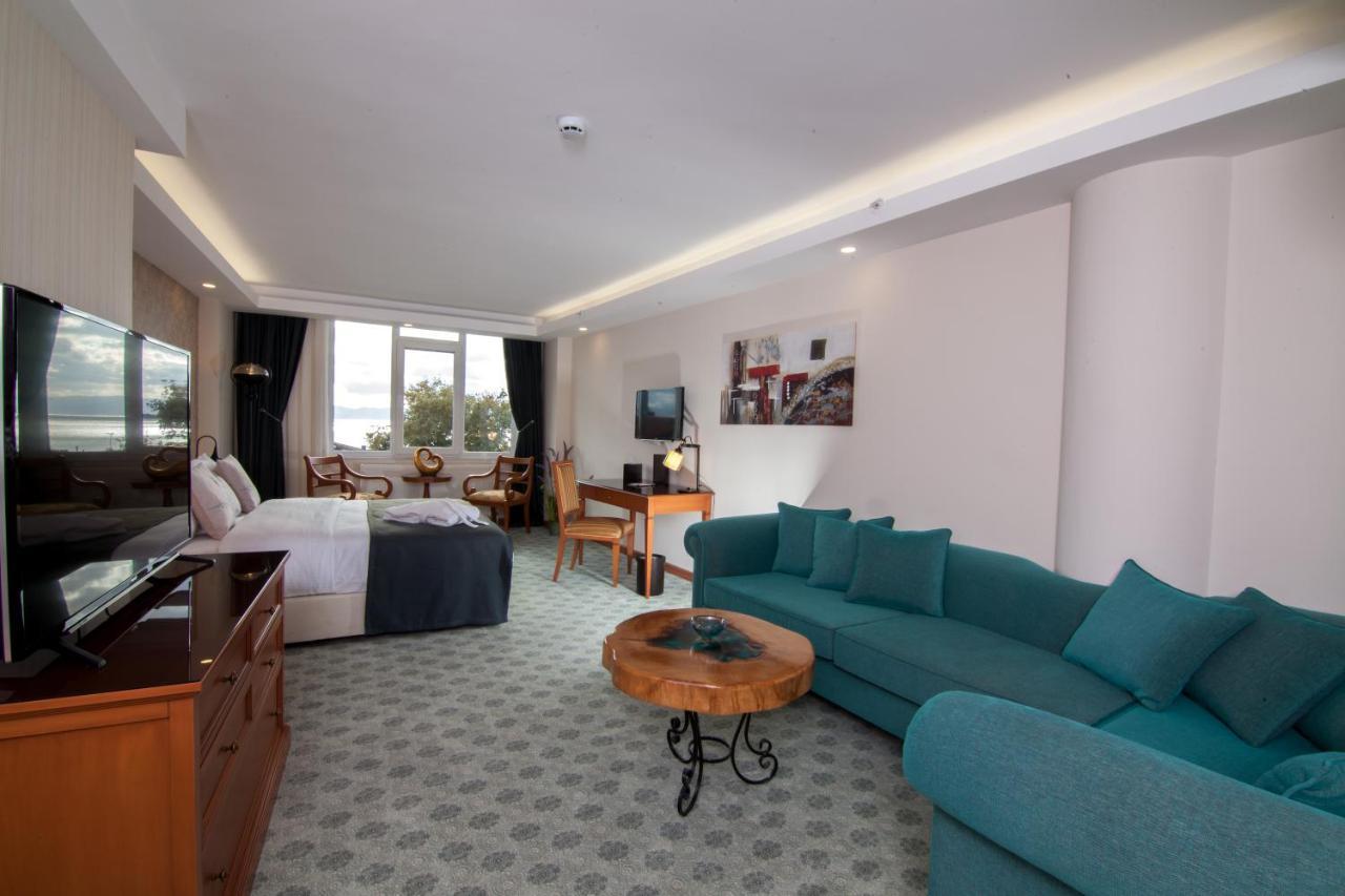 Tuzla Garden & 4*