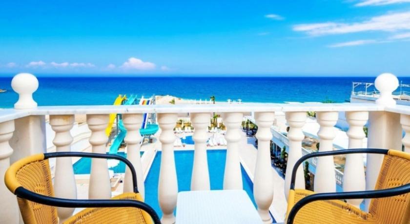 Hotel Maya World Imperial 4*