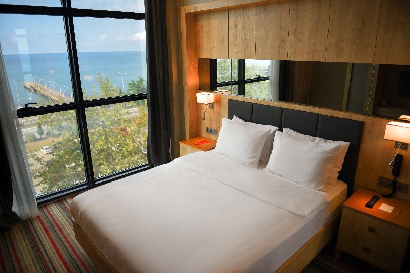 Ramada Vakfikebir Hotel 4*