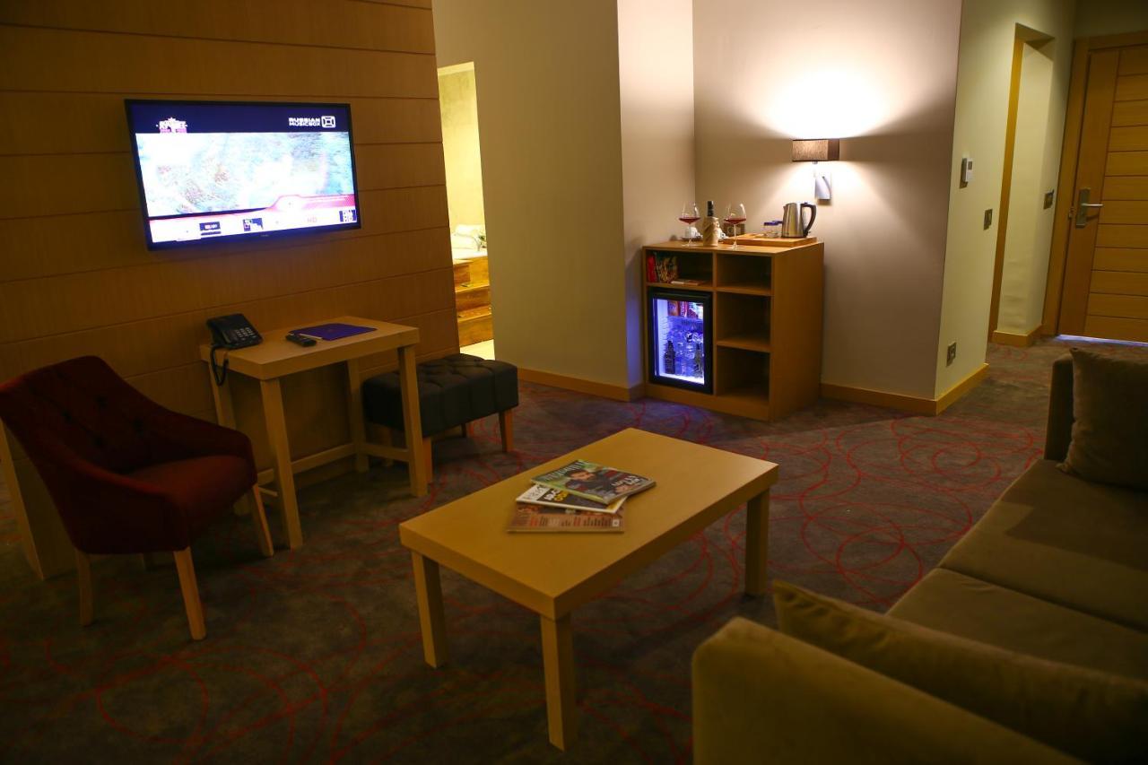 Ramada By Wyndham Hotel