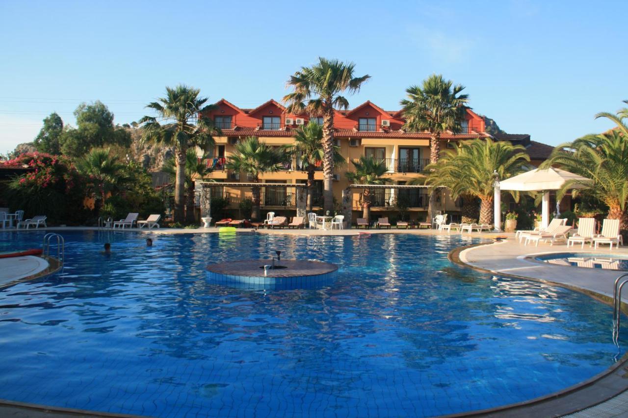 Calbis Hotel