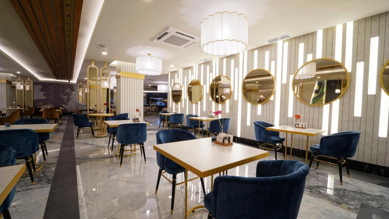 Hotel The Raga Ultra (adults Only)