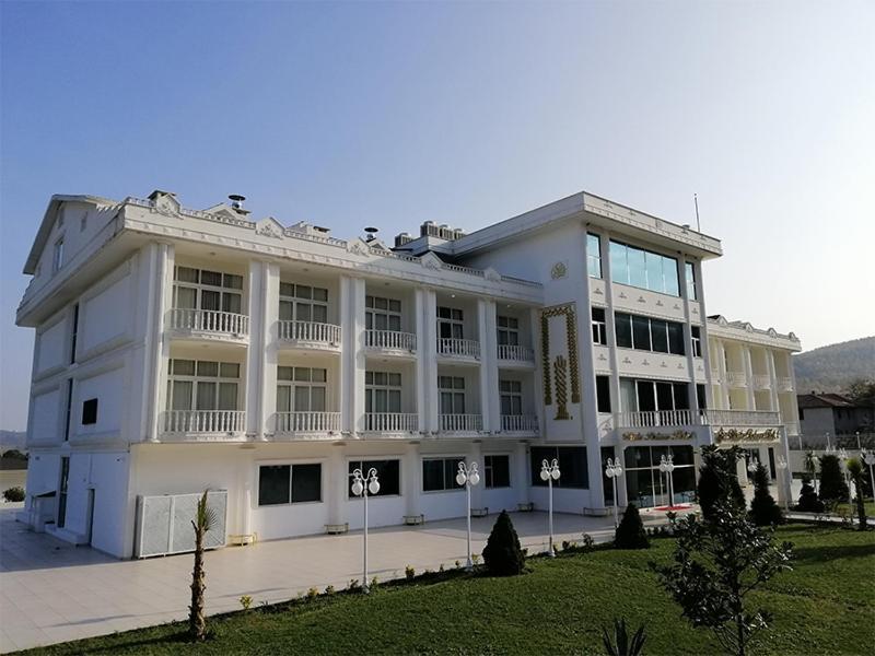 Mourouj Gloria White Palace & 4*