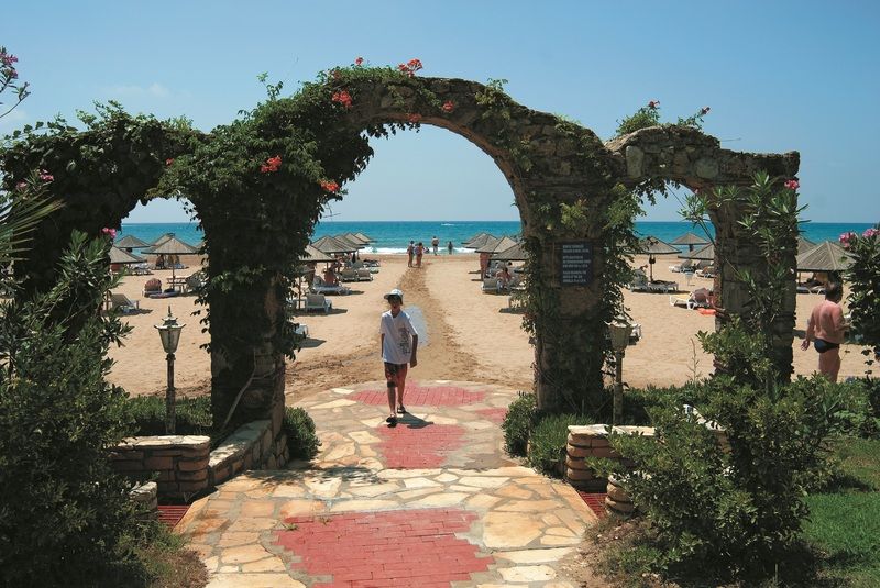 Hotel Defne Garden Side