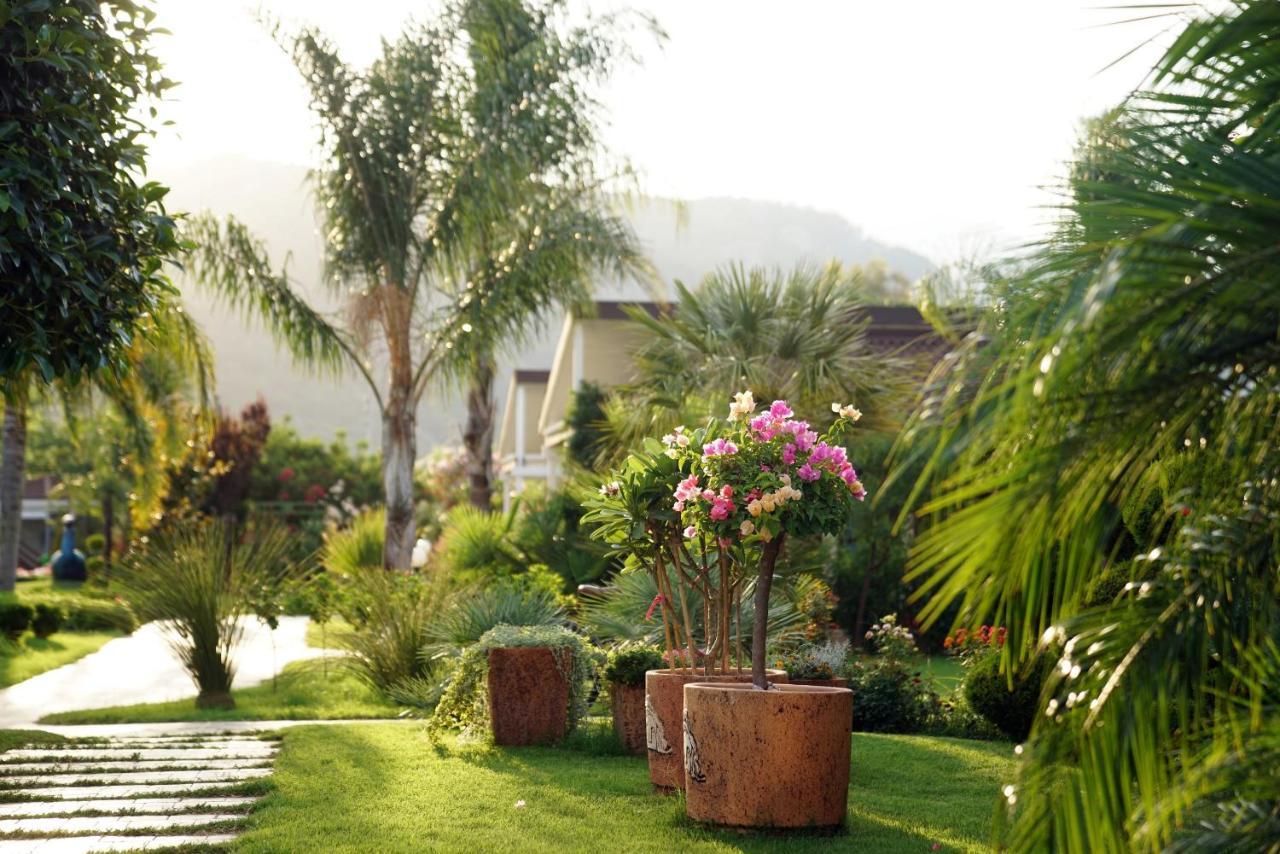 Hera Hotel